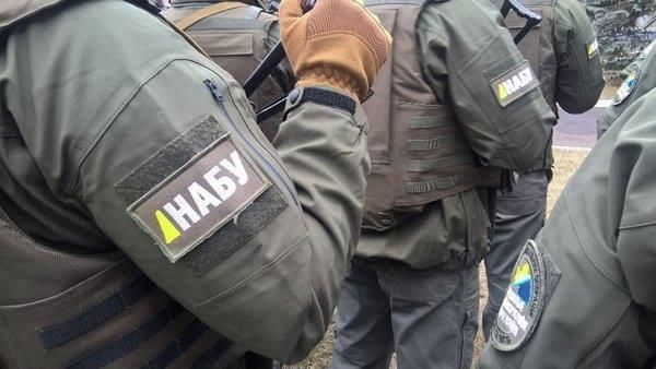 СМИ сообщили имена чиновников, в отношении которых НАБУ и САП проводят спецоперацию