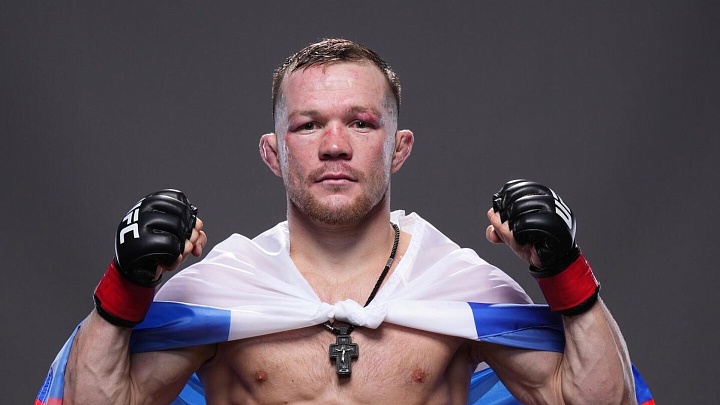 UFC признал бой Петра Яна с Двалишвили лучшим поединком вечера