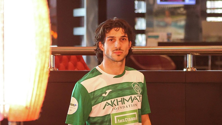 "Ахмат" арендовал у "Нижнего Новгорода" полузащитника Царукяна