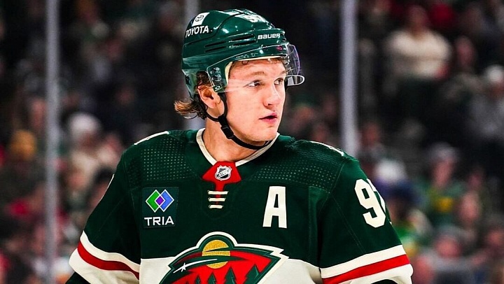 Гол и передача Капризова помогли "Миннесоте" выйти в плей-офф НХЛ