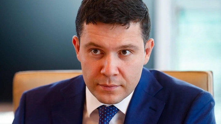 Алиханов рассказал о поддержке российских брендов одежды